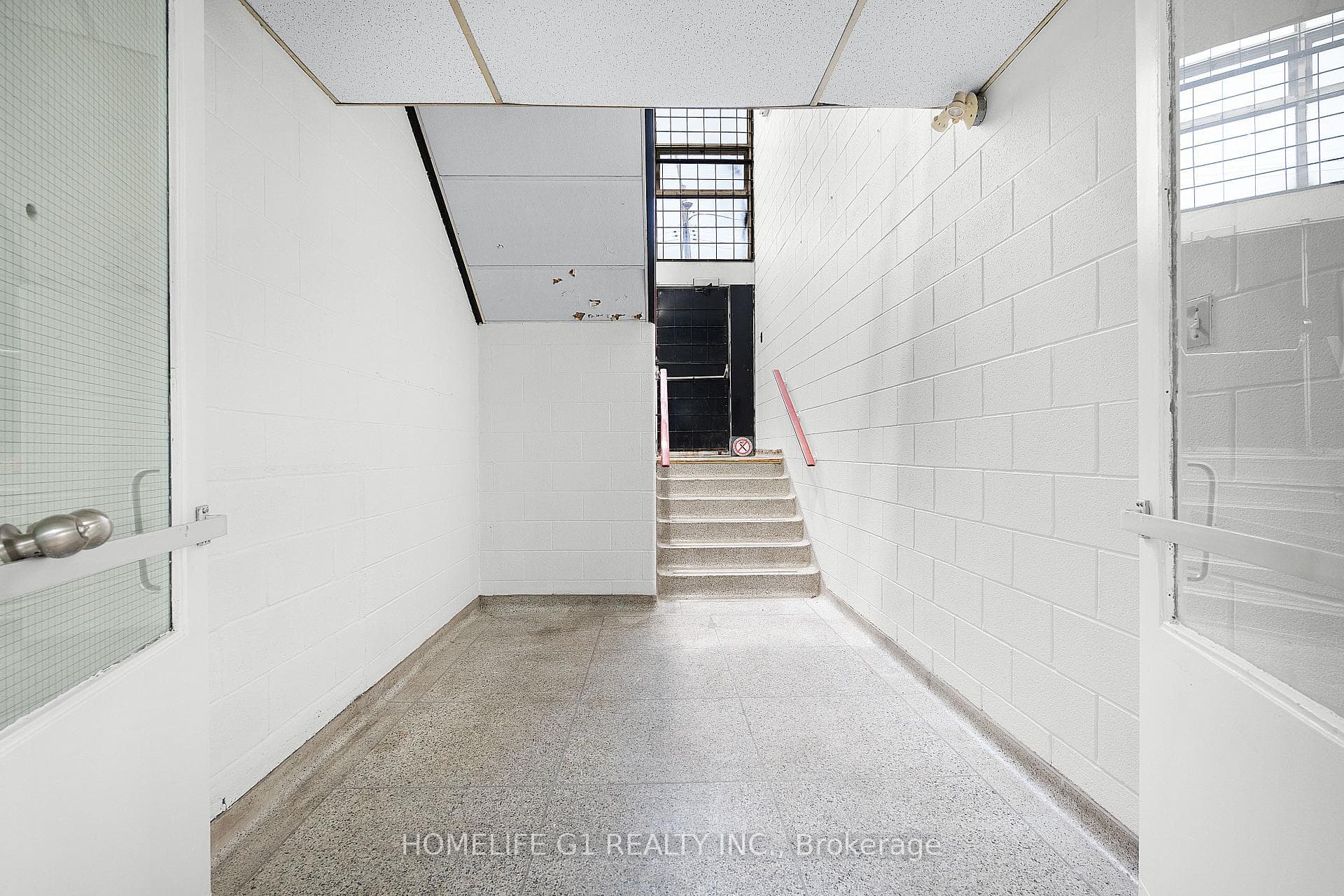 337 Gage Avenue photo 28