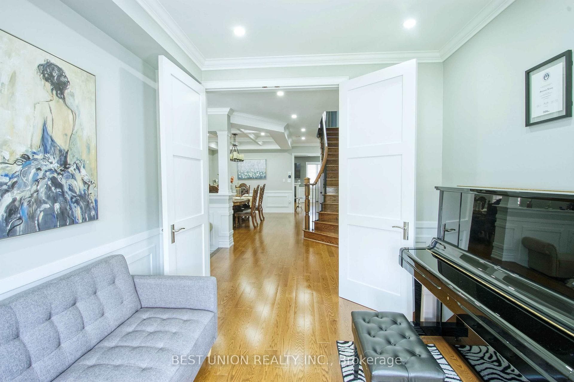 1183 Mctavish Drive photo 25