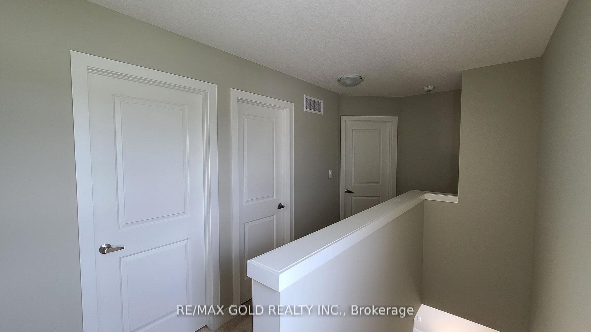 177 Edgevalley Road Unit 152 photo 17