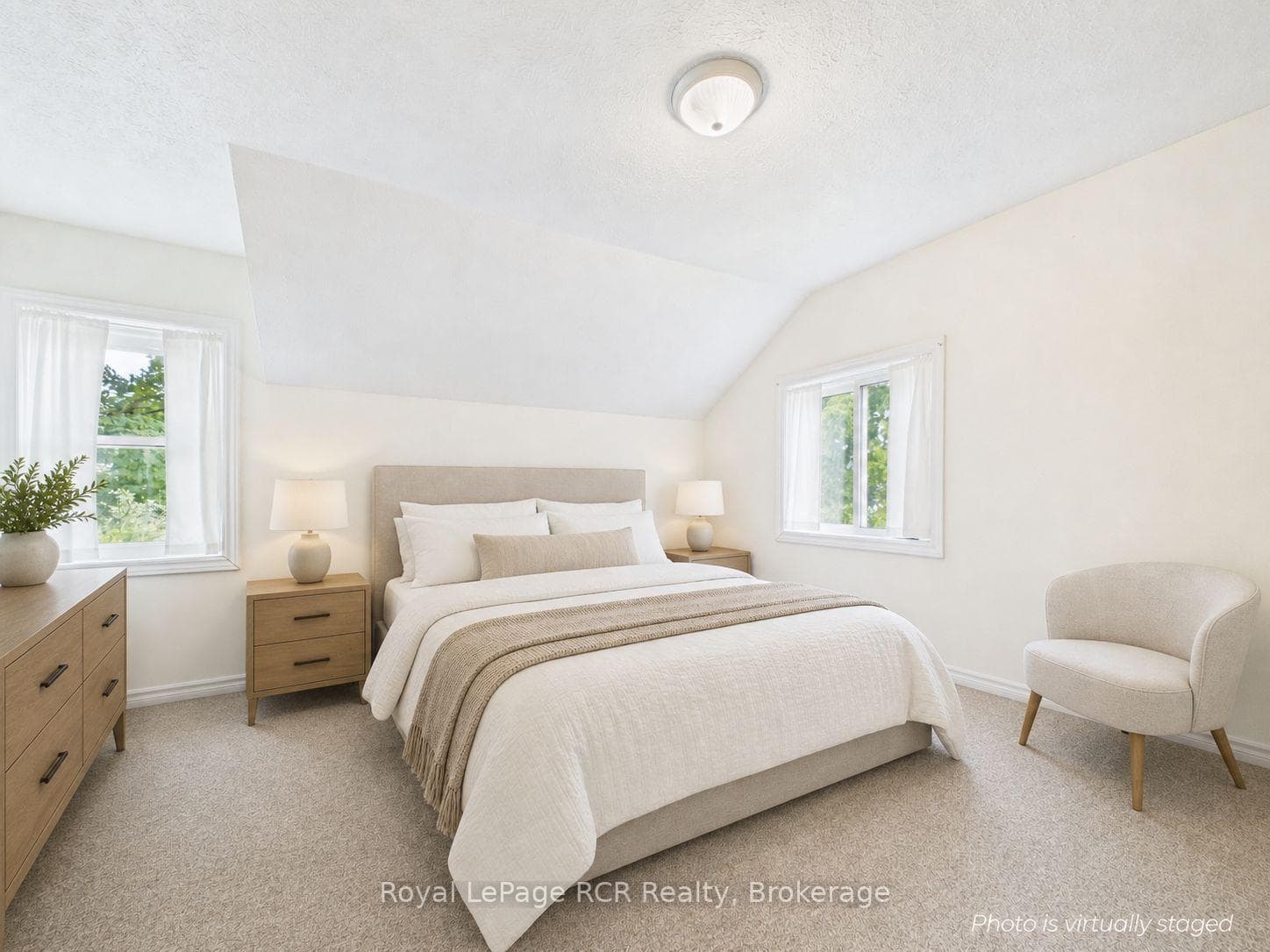 2055 Princess Street photo 21