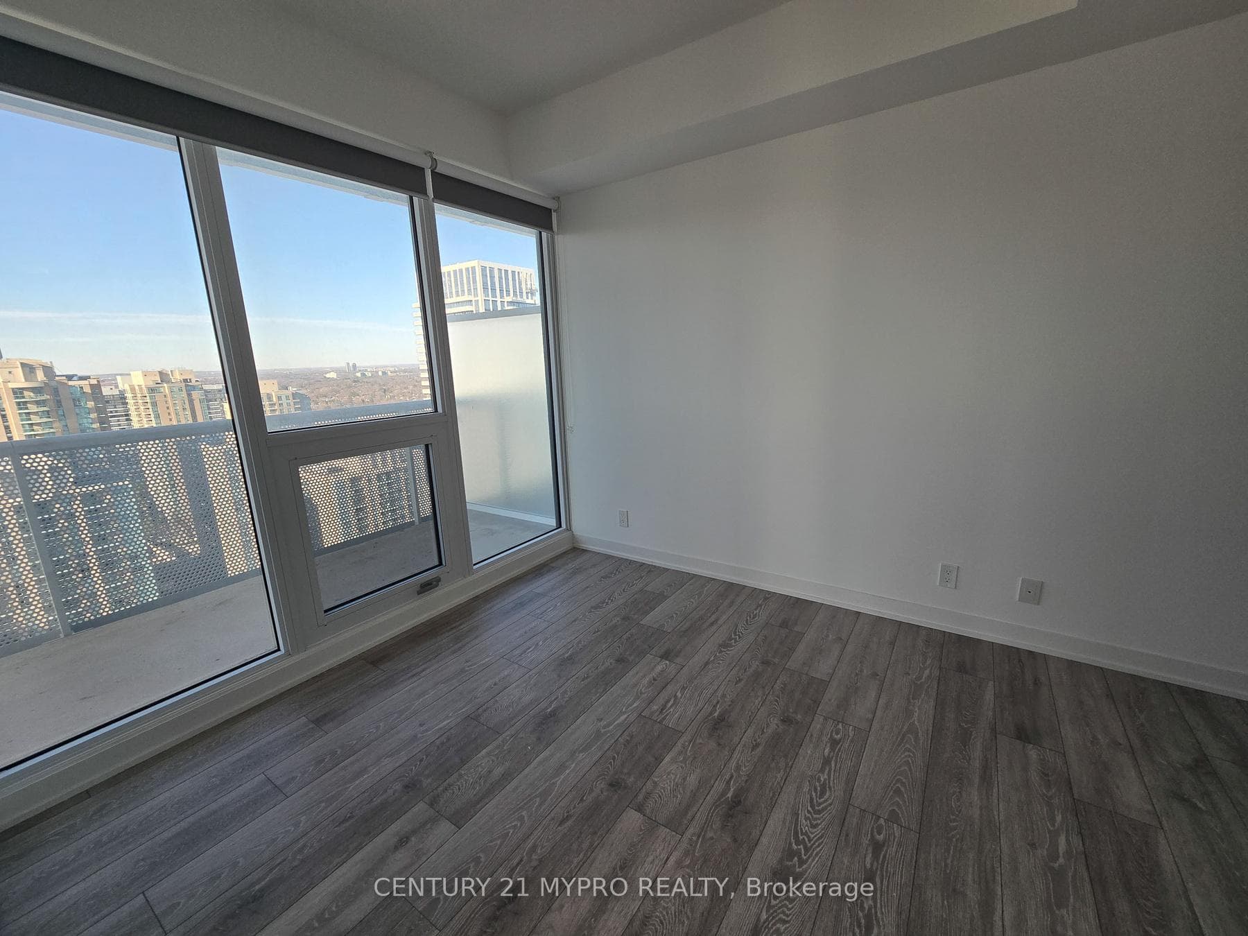 15 Holmes Avenue Unit 2504 photo 23