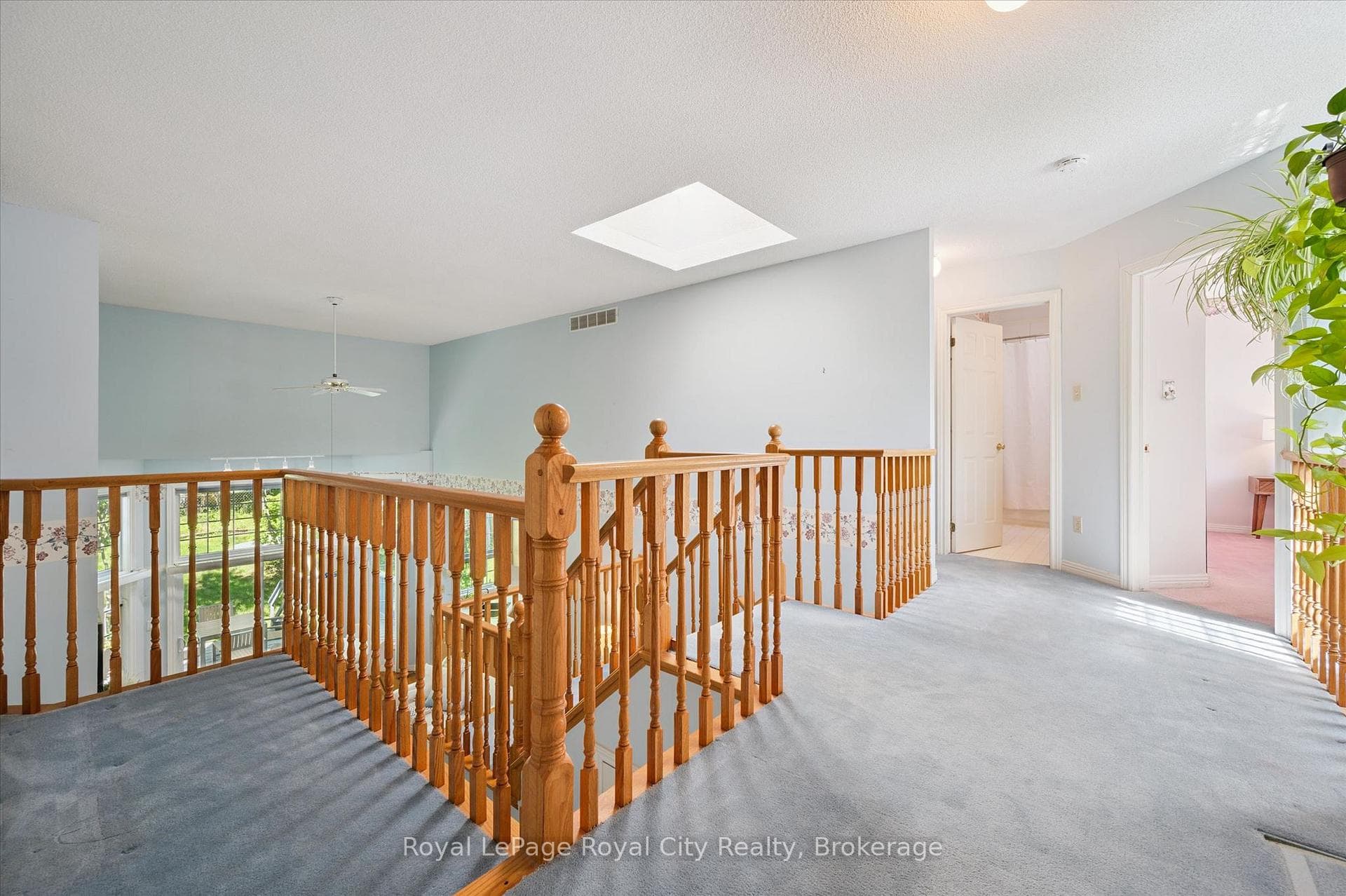 539 Harvey Street photo 24