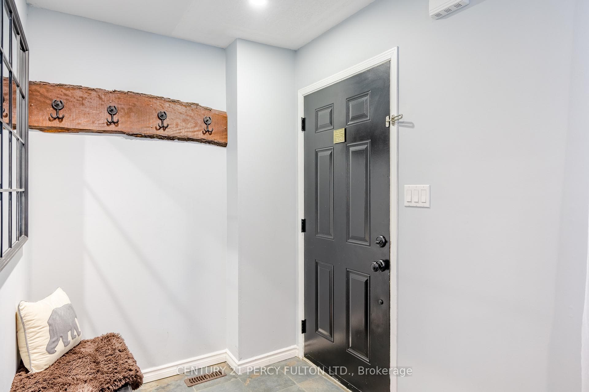 32 Brookside Street photo 5