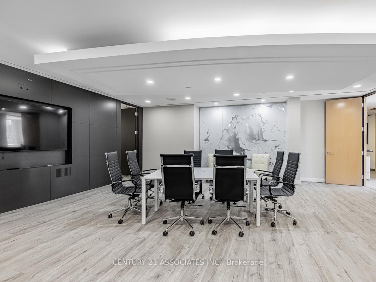 Luxurious custom boardroom