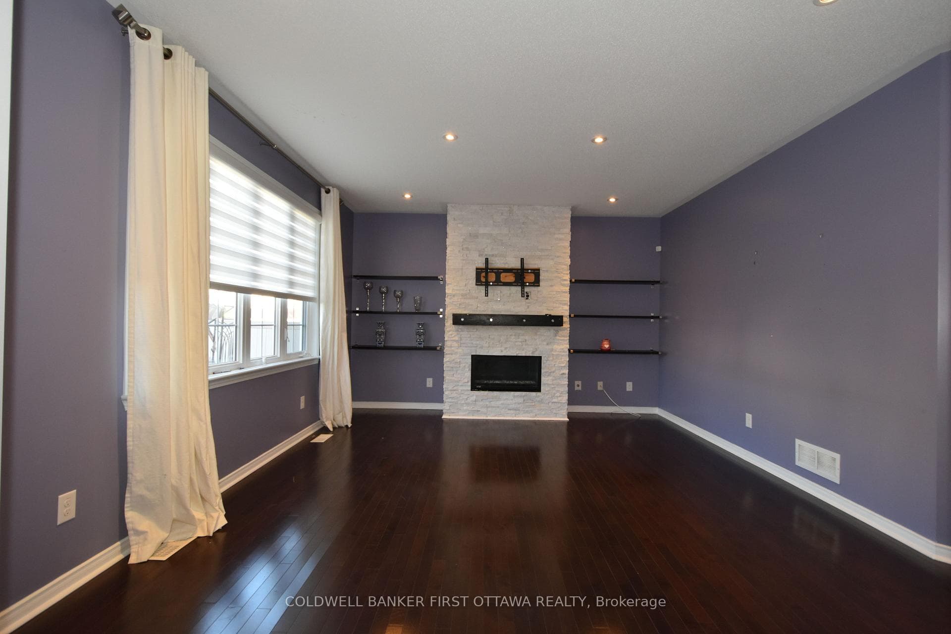 413 Blackleaf Drive photo 10