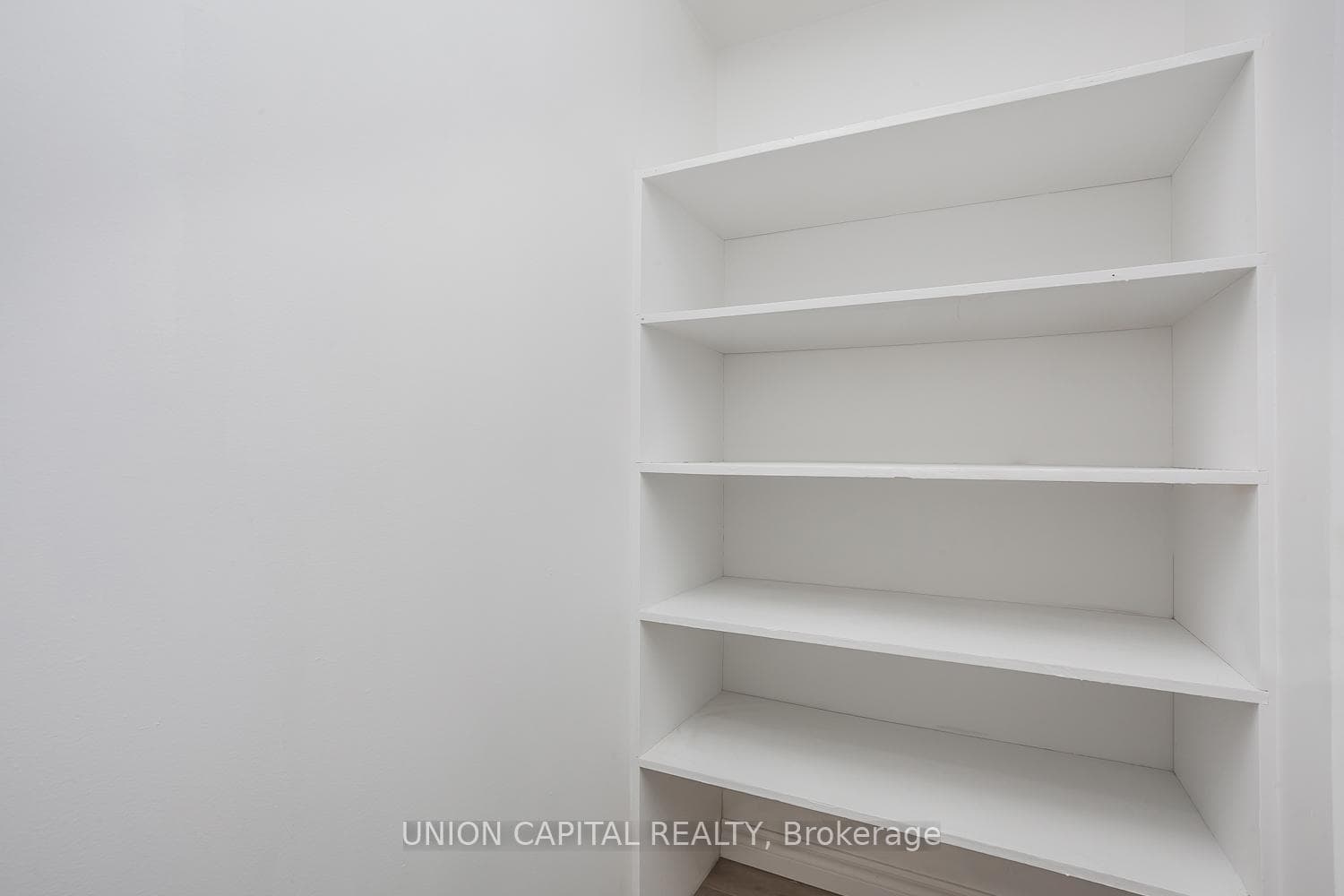 720 Spadina Avenue Unit 904 photo 9