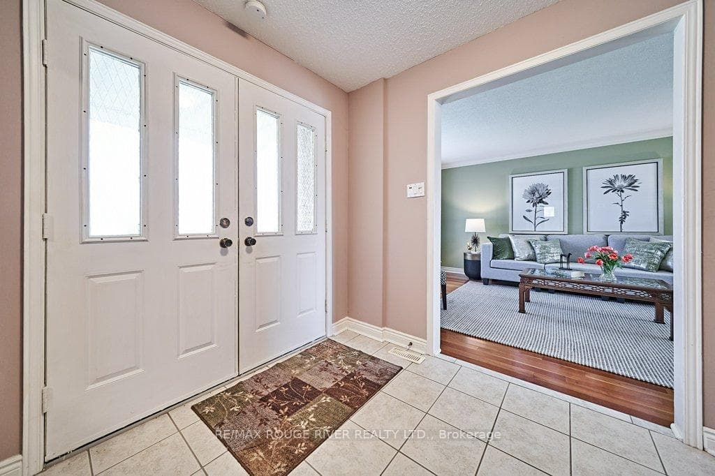 7 Ormandy Court photo 2
