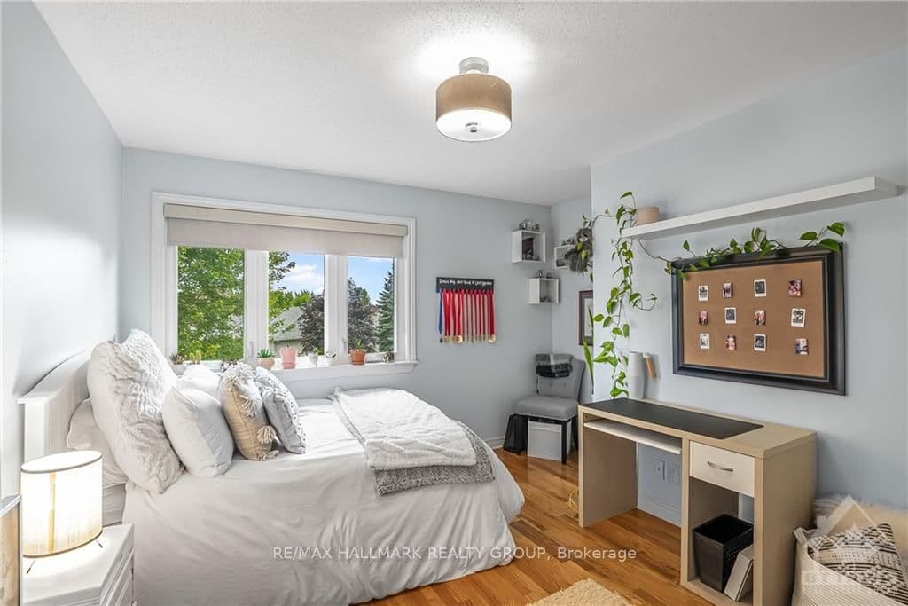 32 BARONESS Drive photo 18