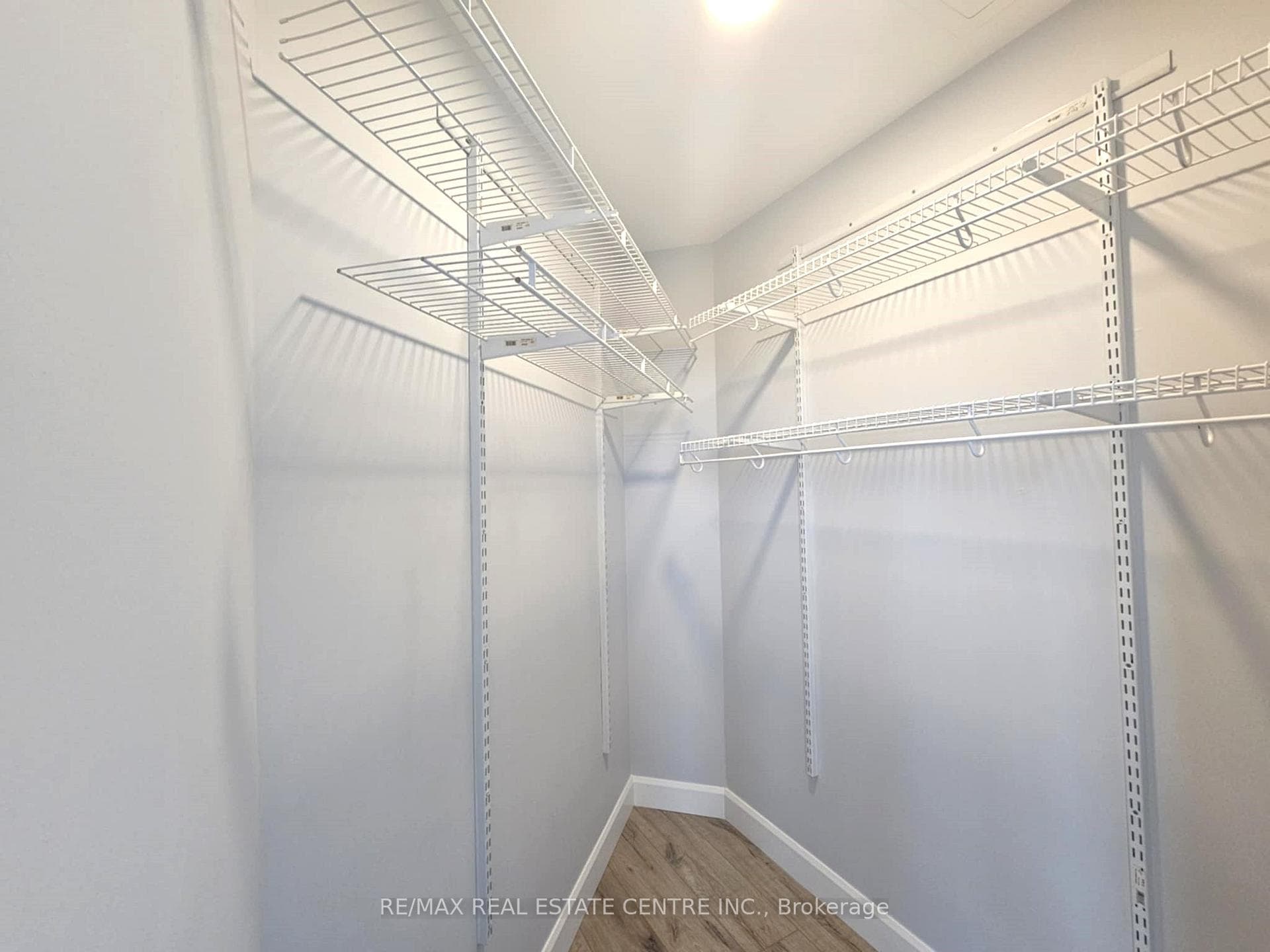 8 York Street Unit 3112 photo 18