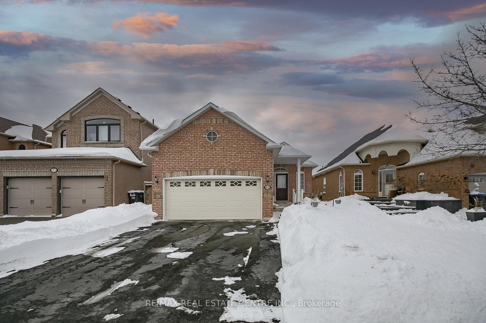 52 Collingwood Avenue photo 1
