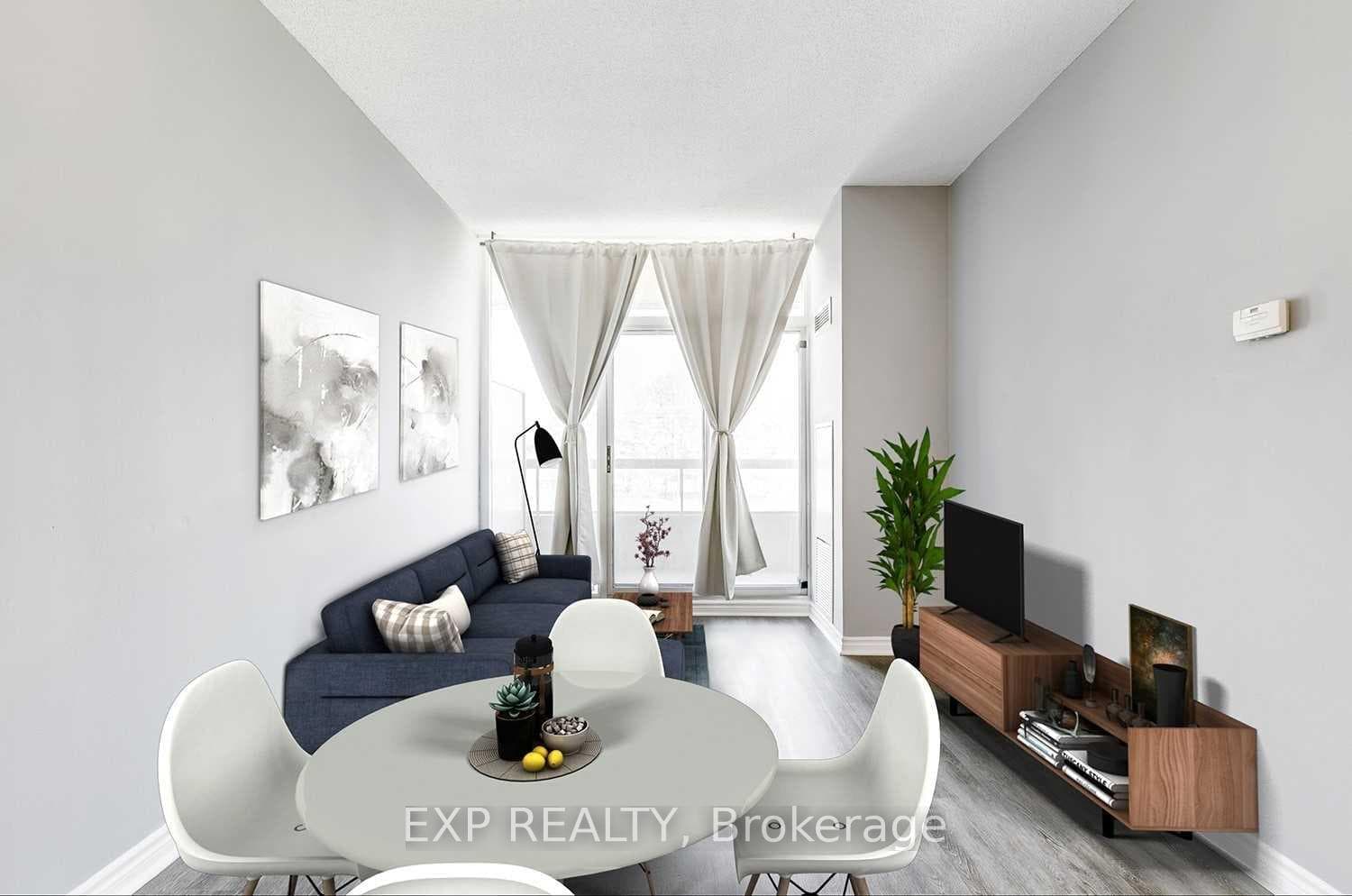 3504 Hurontario Street Unit 206 photo 3