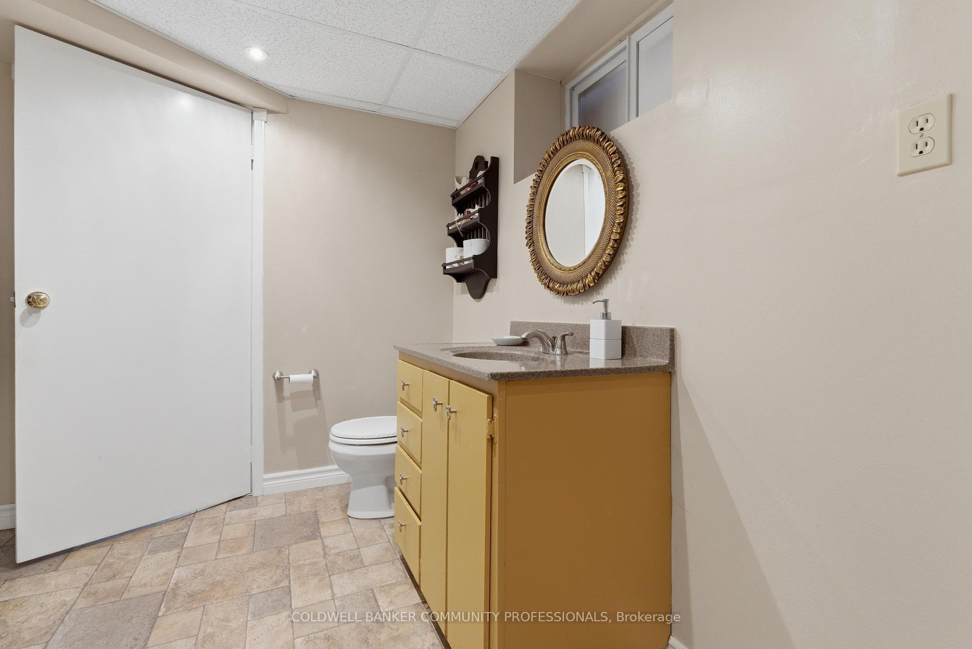 lower level 3pc bathroom