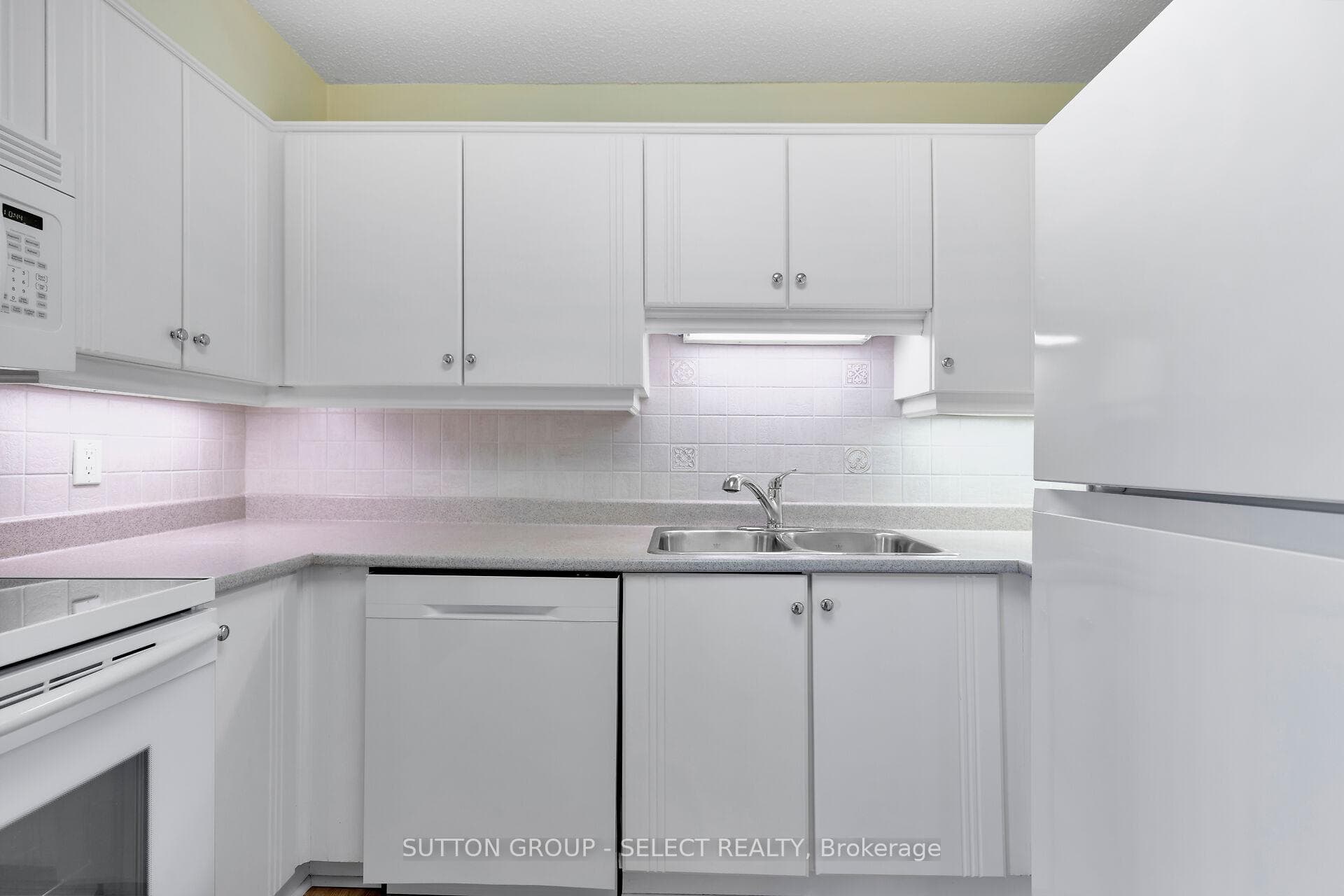 380 King Street Unit 1701 photo 20