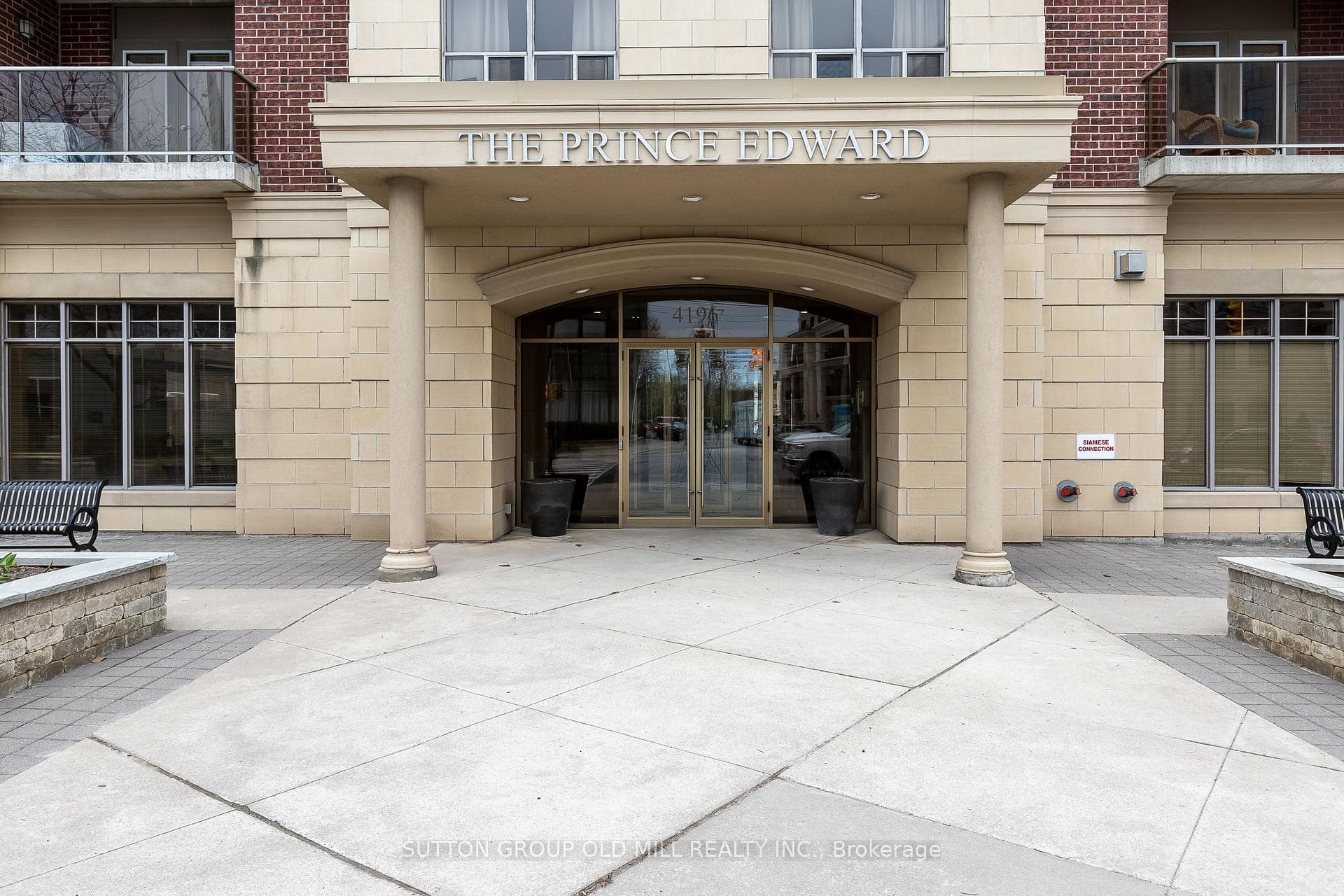 4196 Dundas Street Unit 209 photo 4
