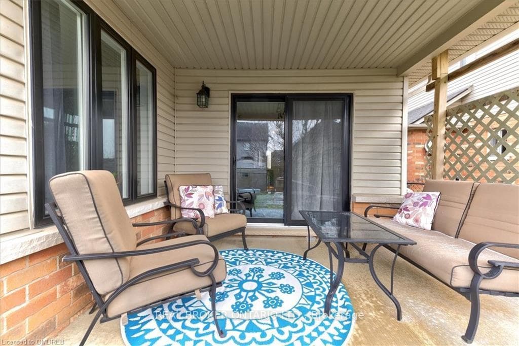 55 Cobblestone Drive photo 33