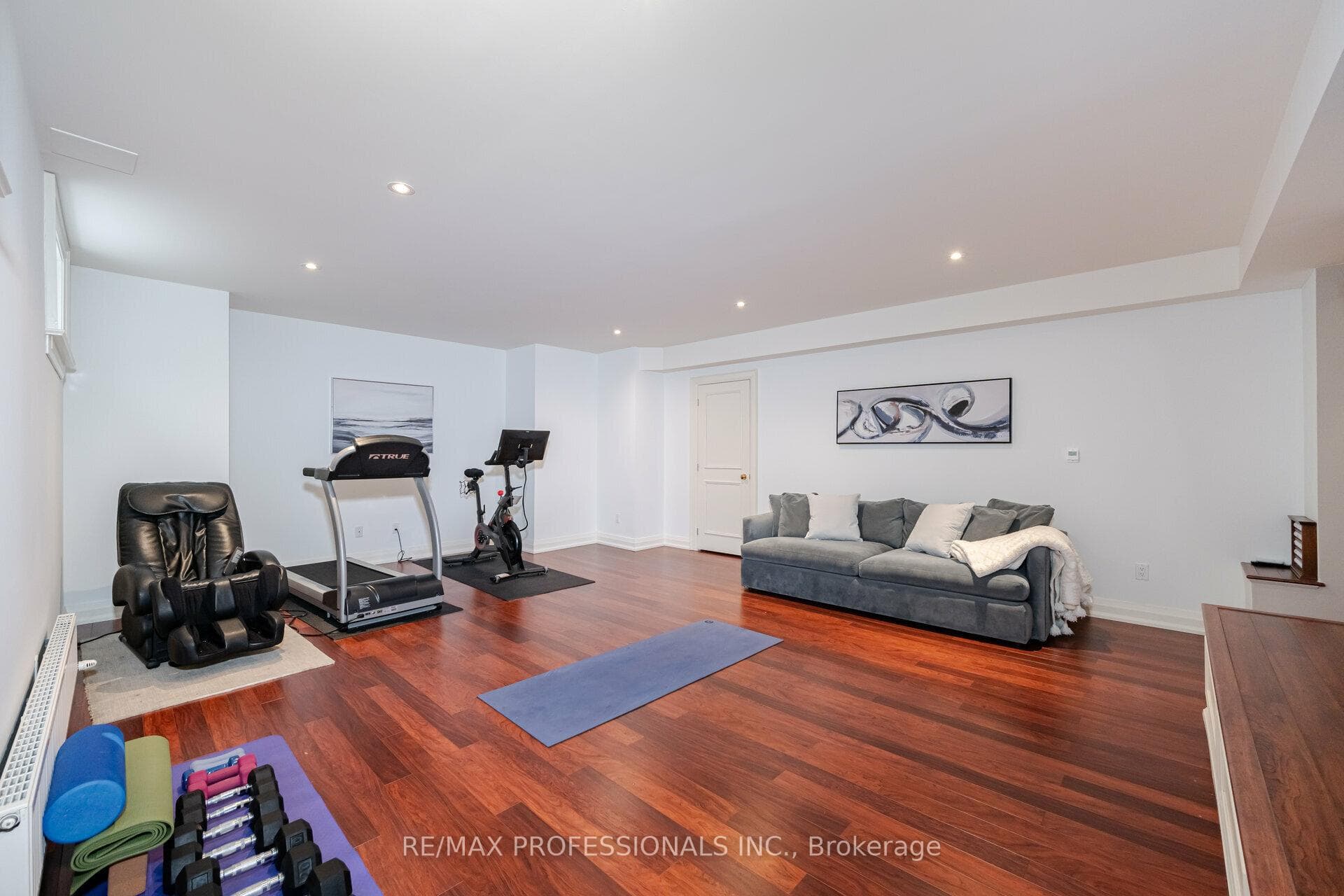 36 Rochester Avenue photo 31