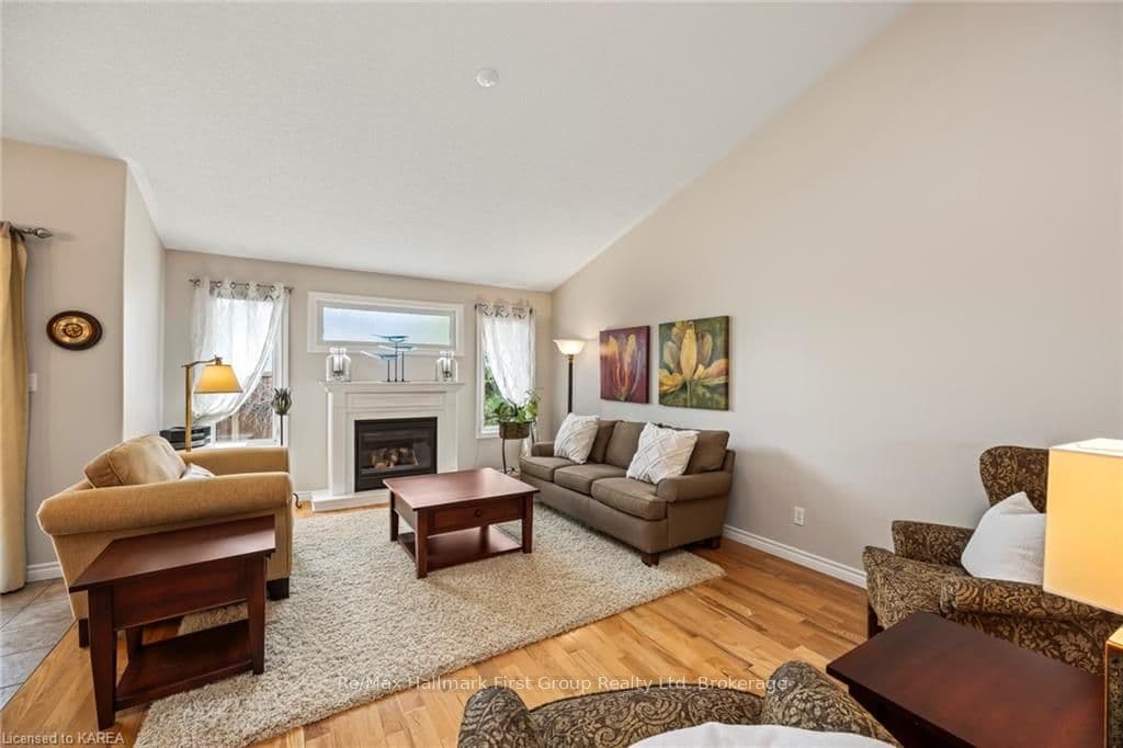 390 MORNINGSIDE Drive photo 12