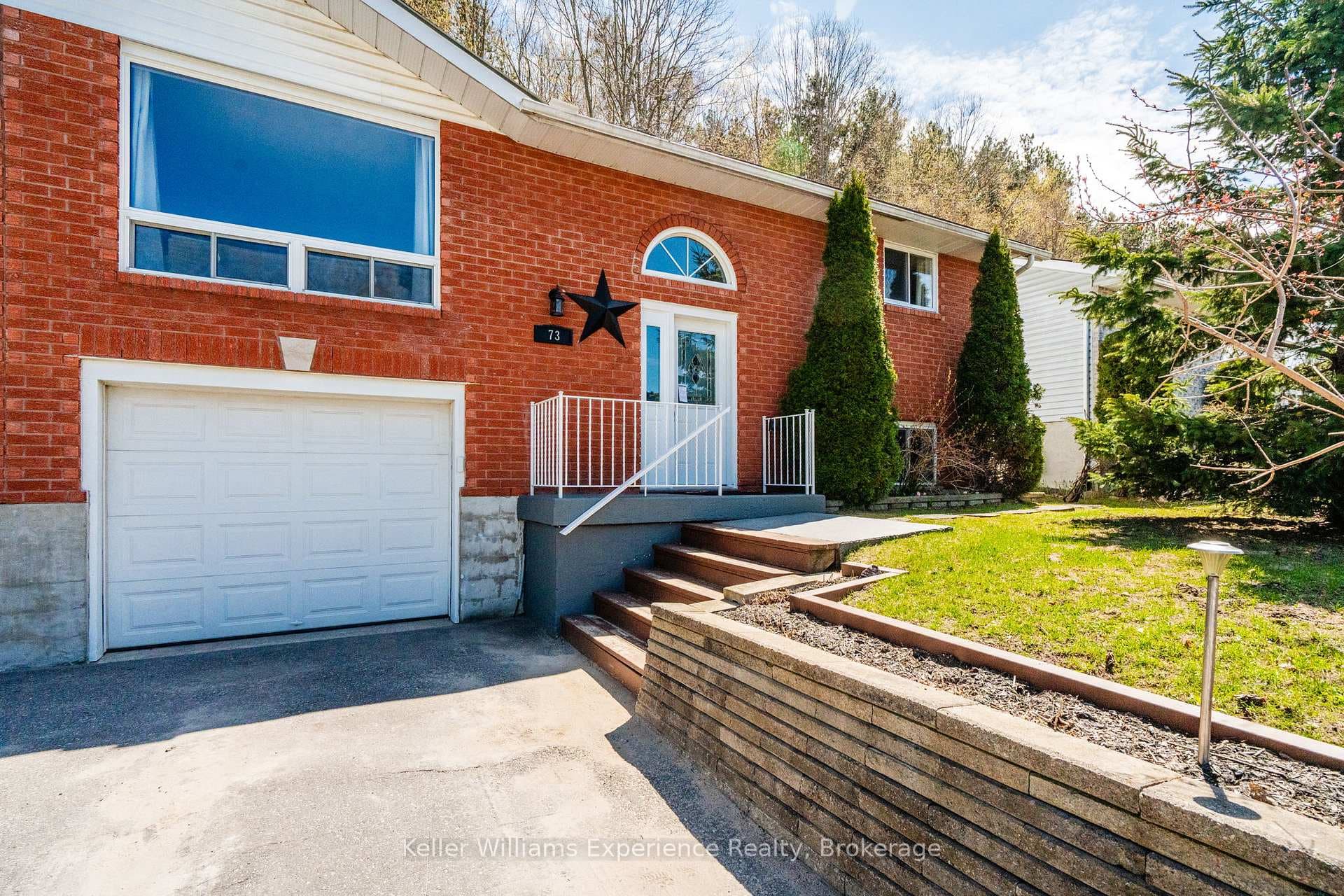 73 Therrien Court photo 1