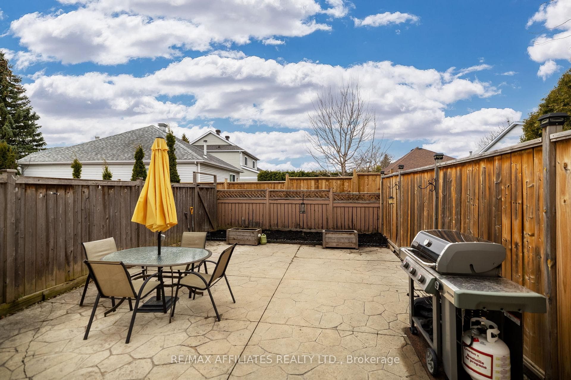 1494 Corsham Avenue photo 18