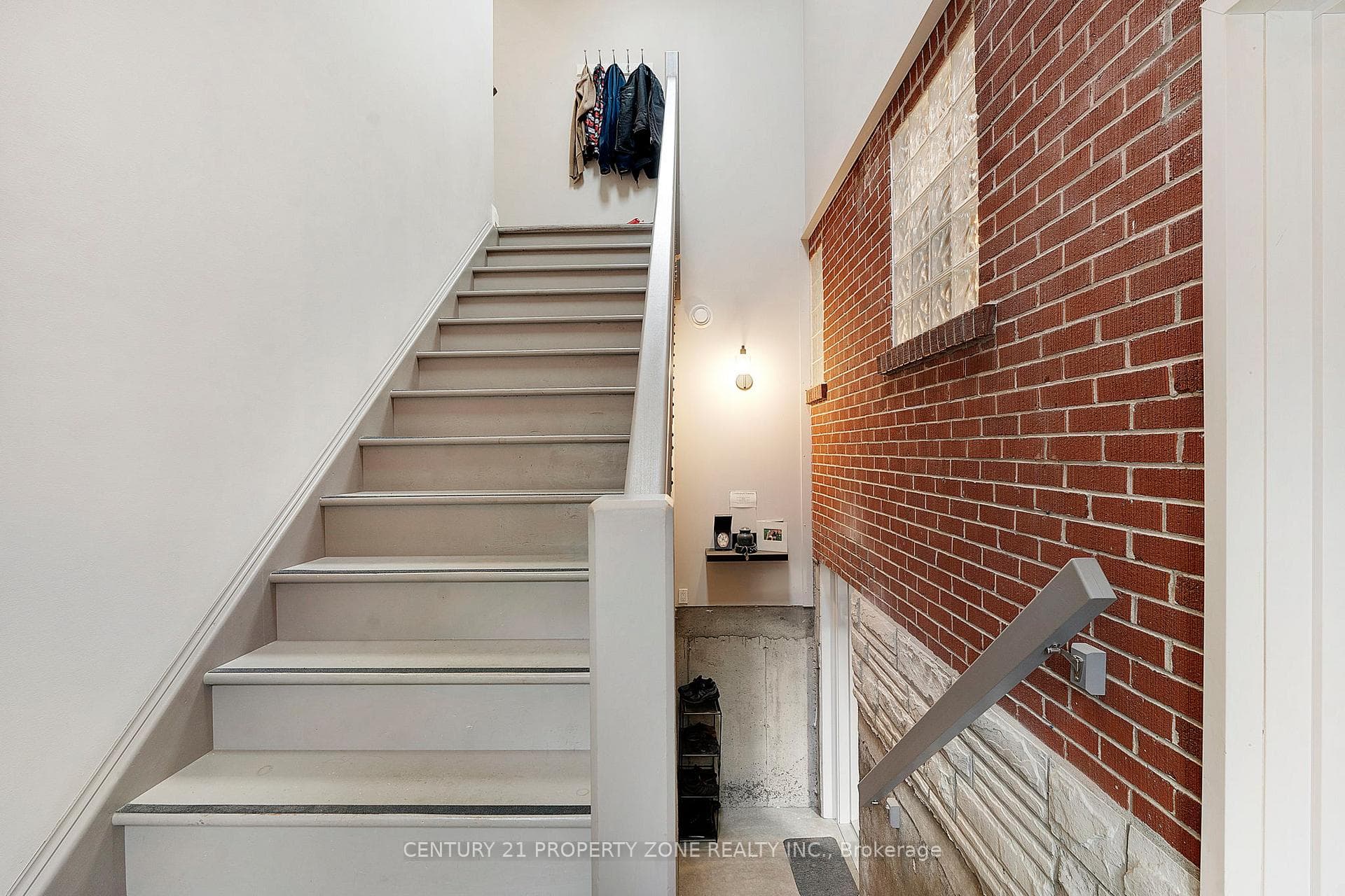 74 John Street photo 20