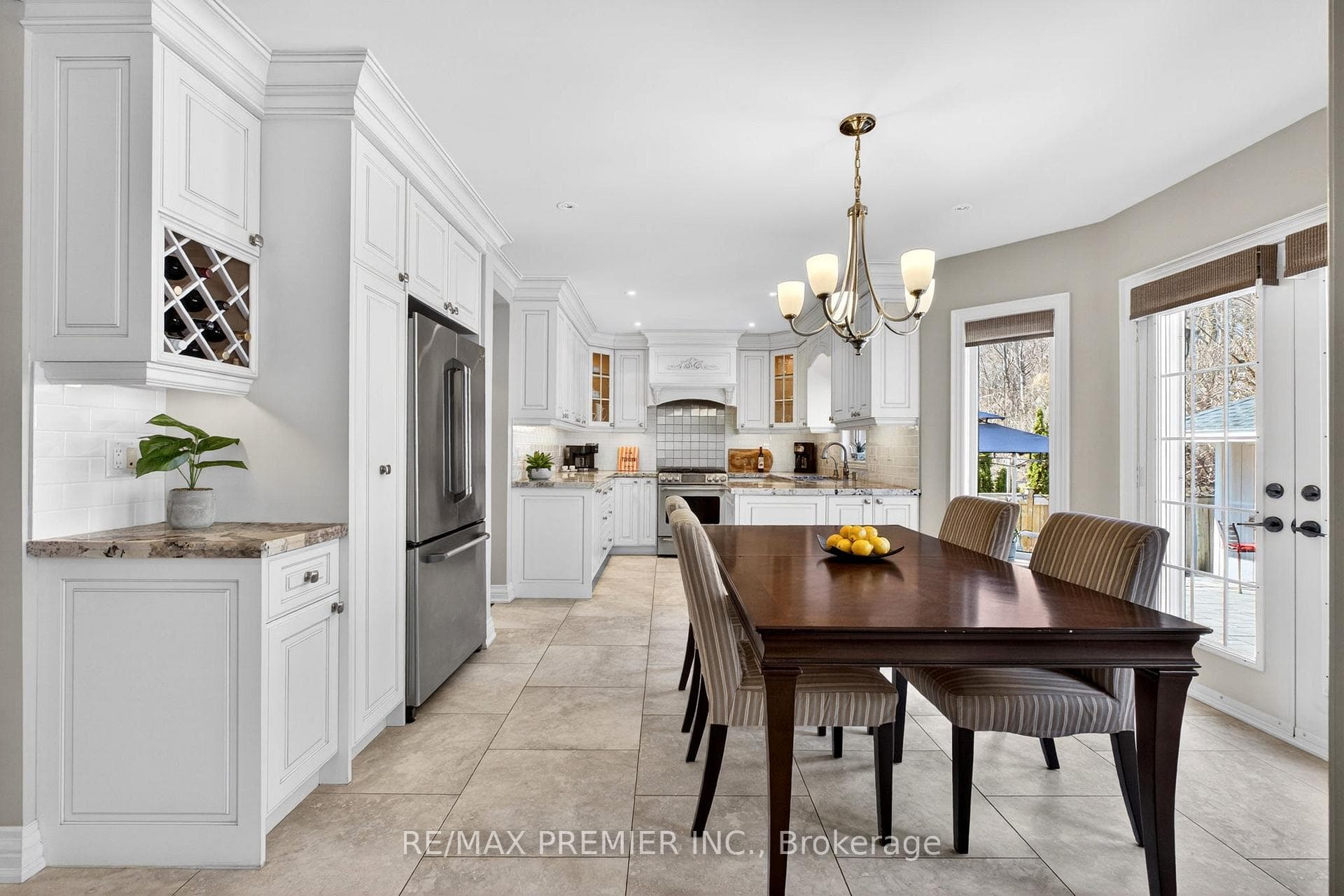 38 Helmsdale Avenue photo 16