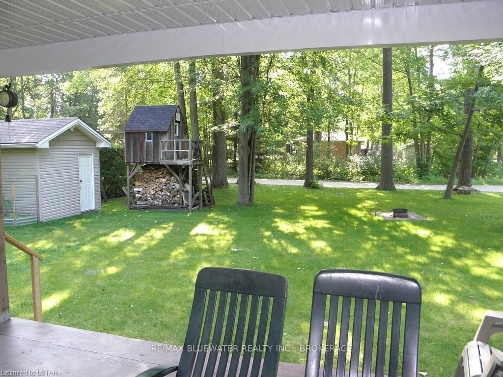6136 LONDON Road photo 8
