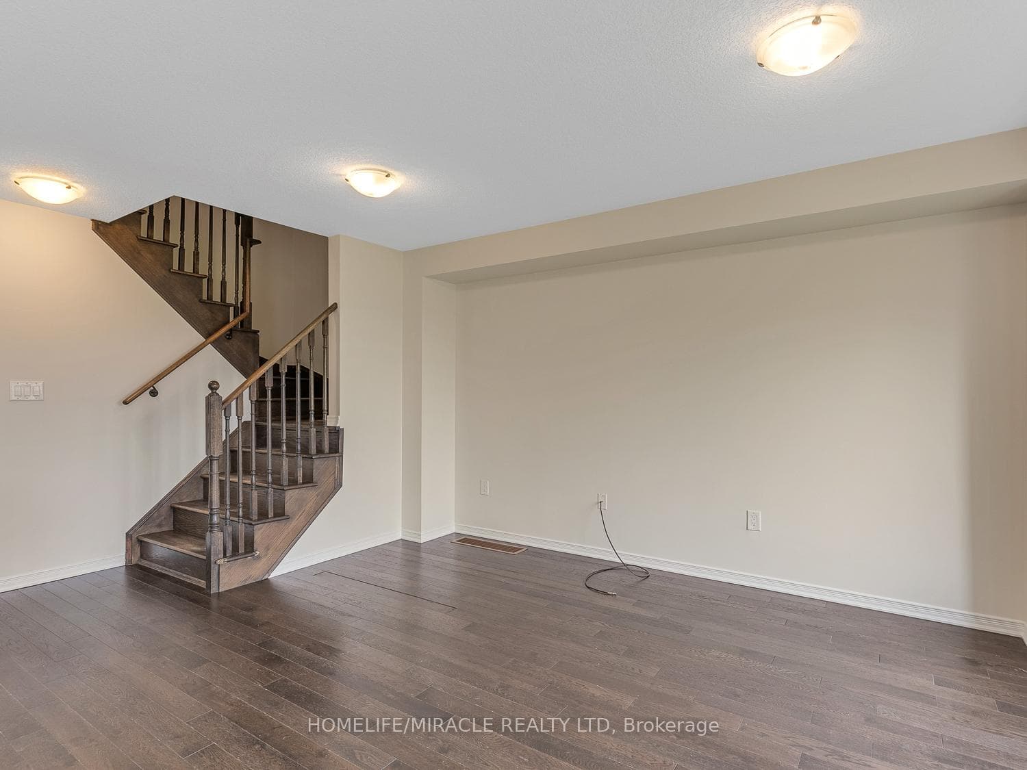 278 BEDROCK Drive photo 18