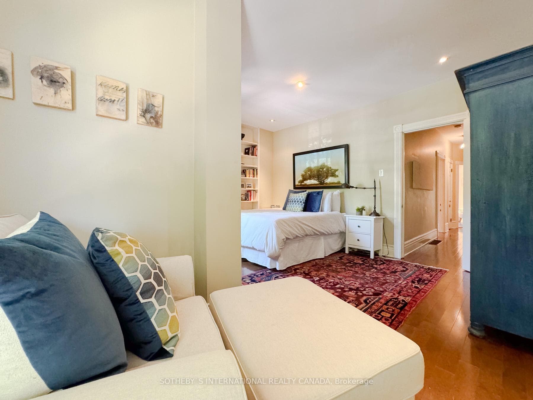 395 Carlton Street photo 23