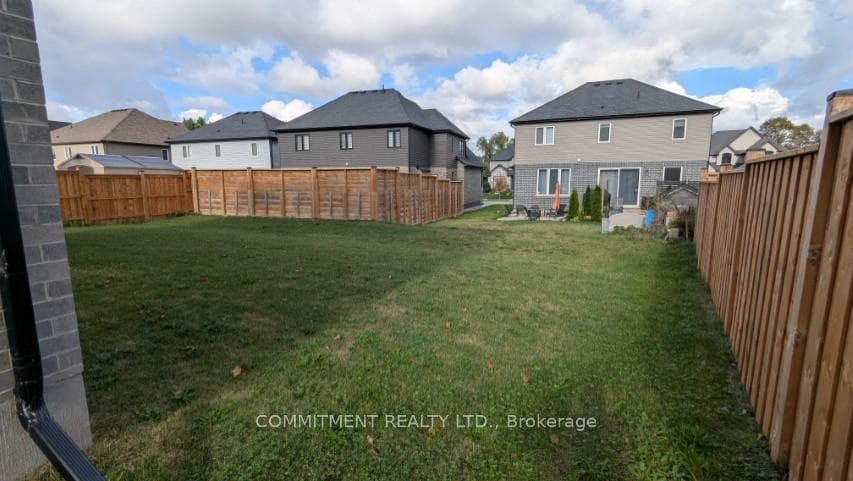 522 Masters Drive photo 3