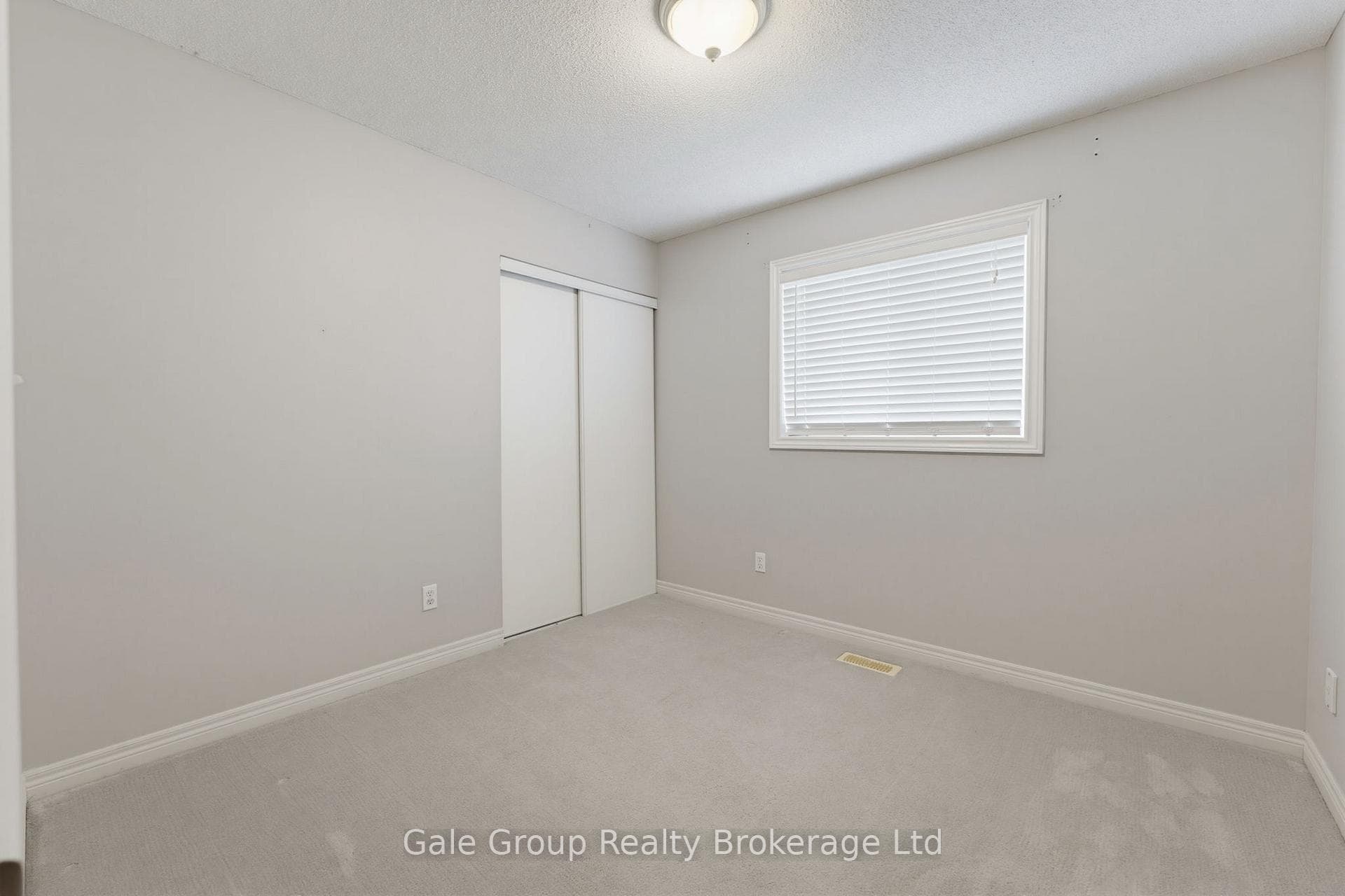 209 Hilltop Drive photo 21