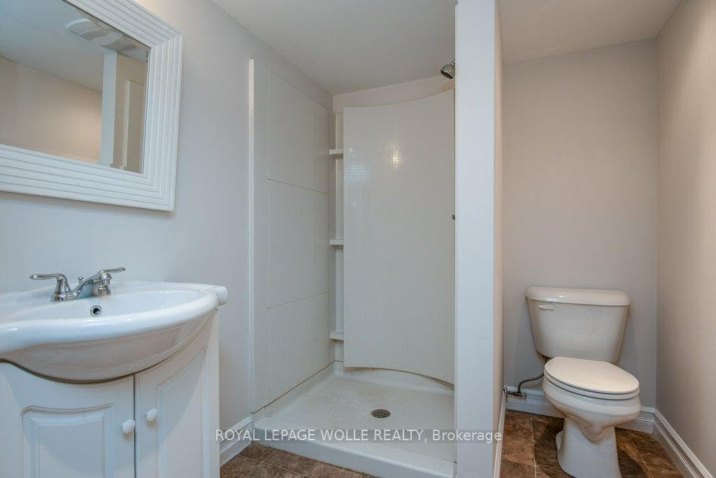 155 Oriole Street photo 34