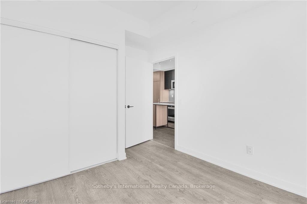 220 MISSINNIHE Way Unit 1010 photo 20