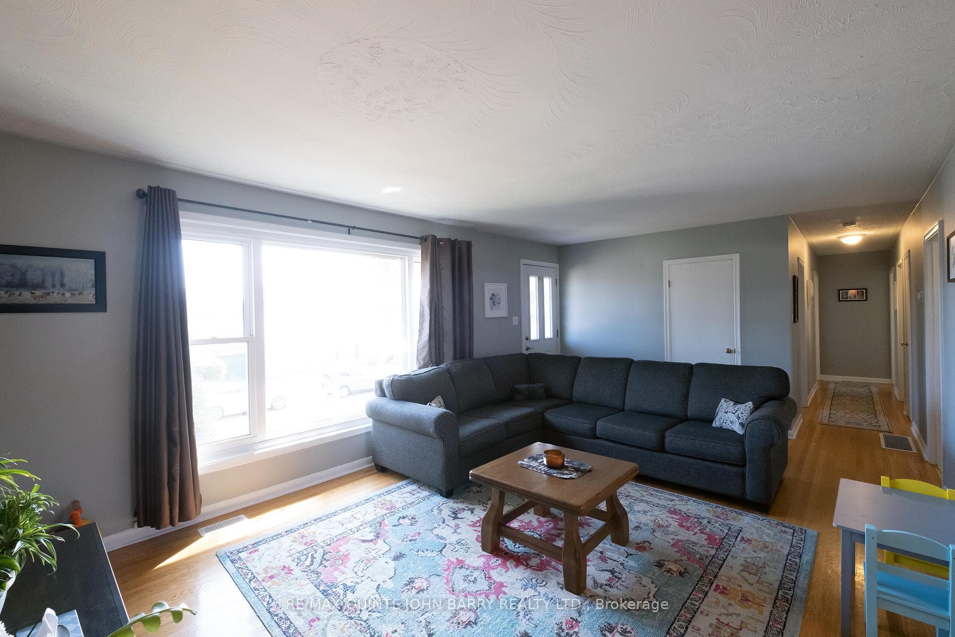 37 Scott Avenue photo 10