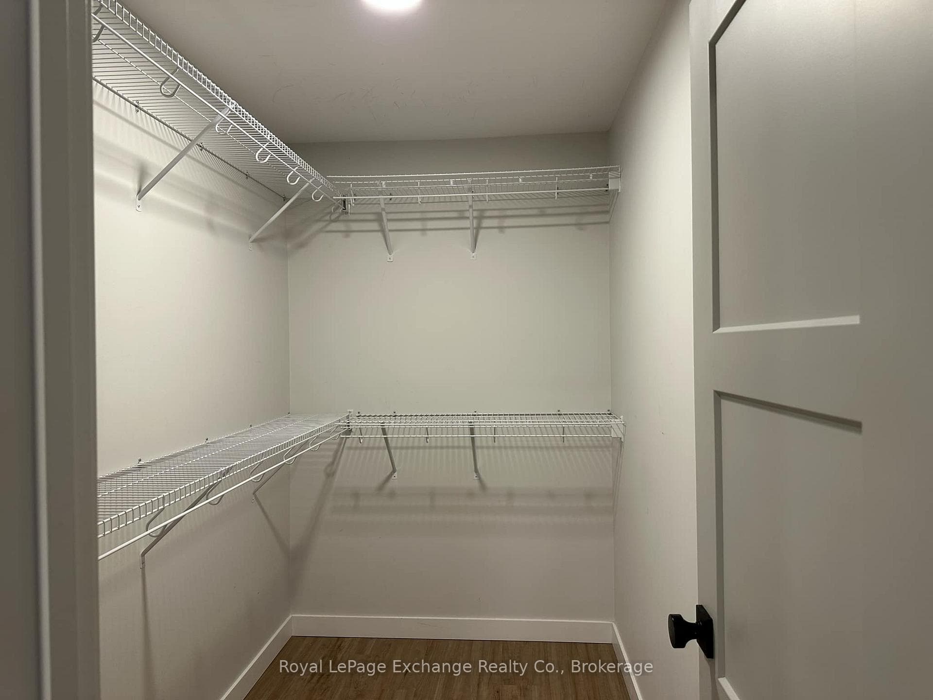 Walk-in closet