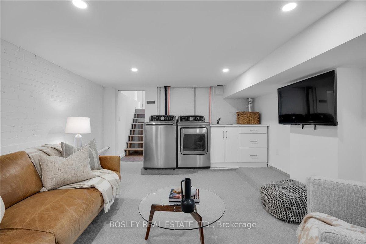 68 Mortimer Avenue photo 14