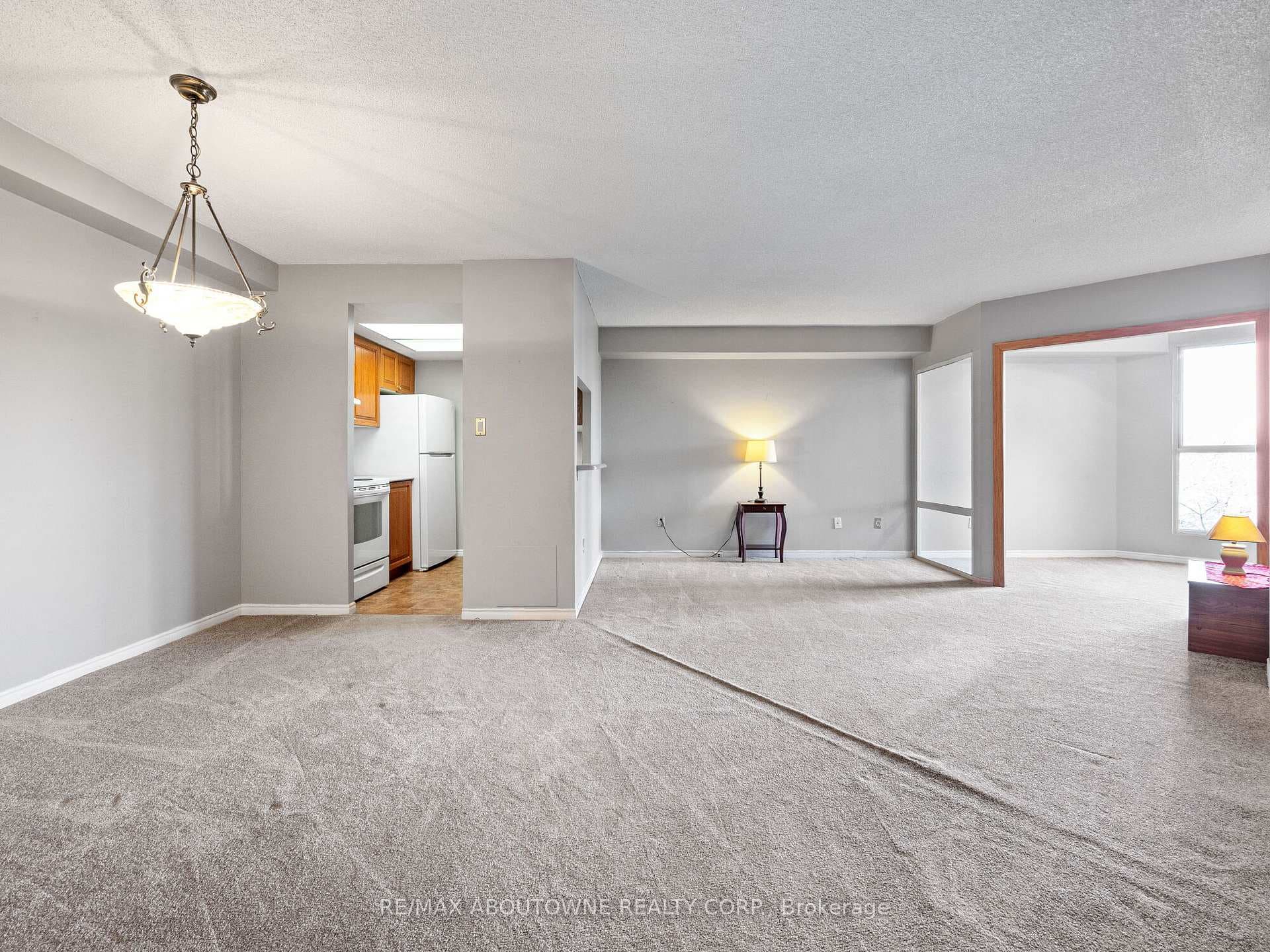 LIVING ROOM/DINING ROOM LAYOUT