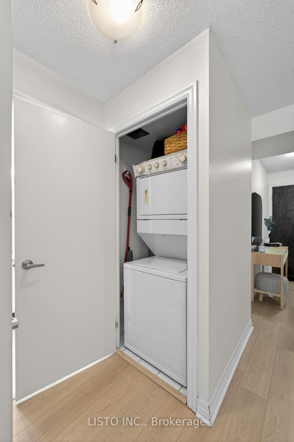 16 Yonge Street Unit 1013 photo 23