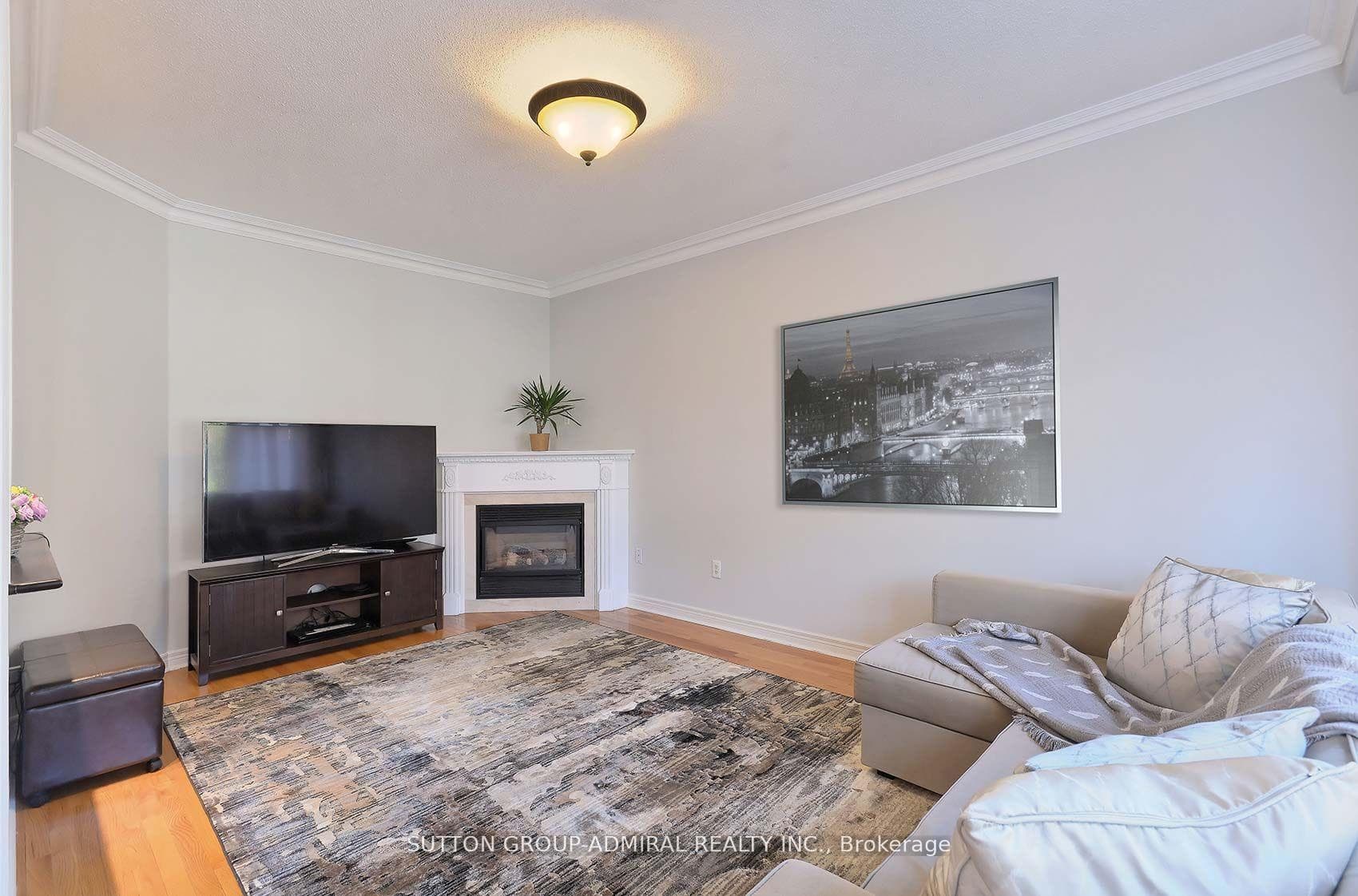 54 Bentoak Crescent photo 8