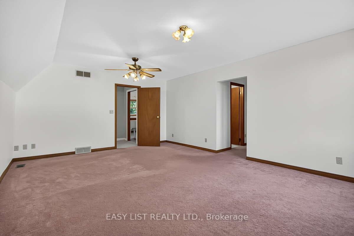 128 Albert Street photo 28