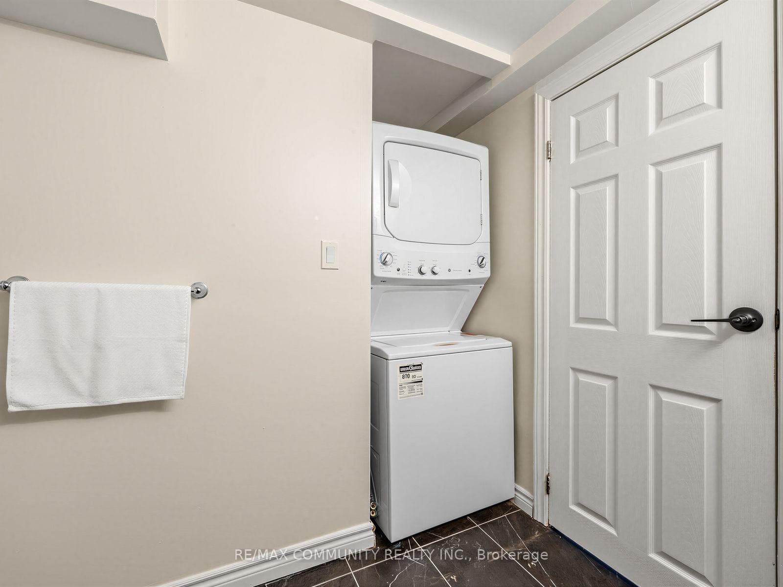 38 Robmar Street photo 35