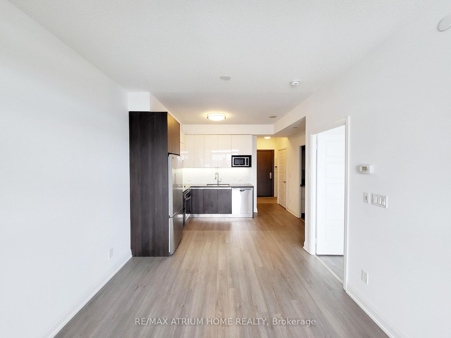15 Water Walk Drive Unit 2703 photo 3
