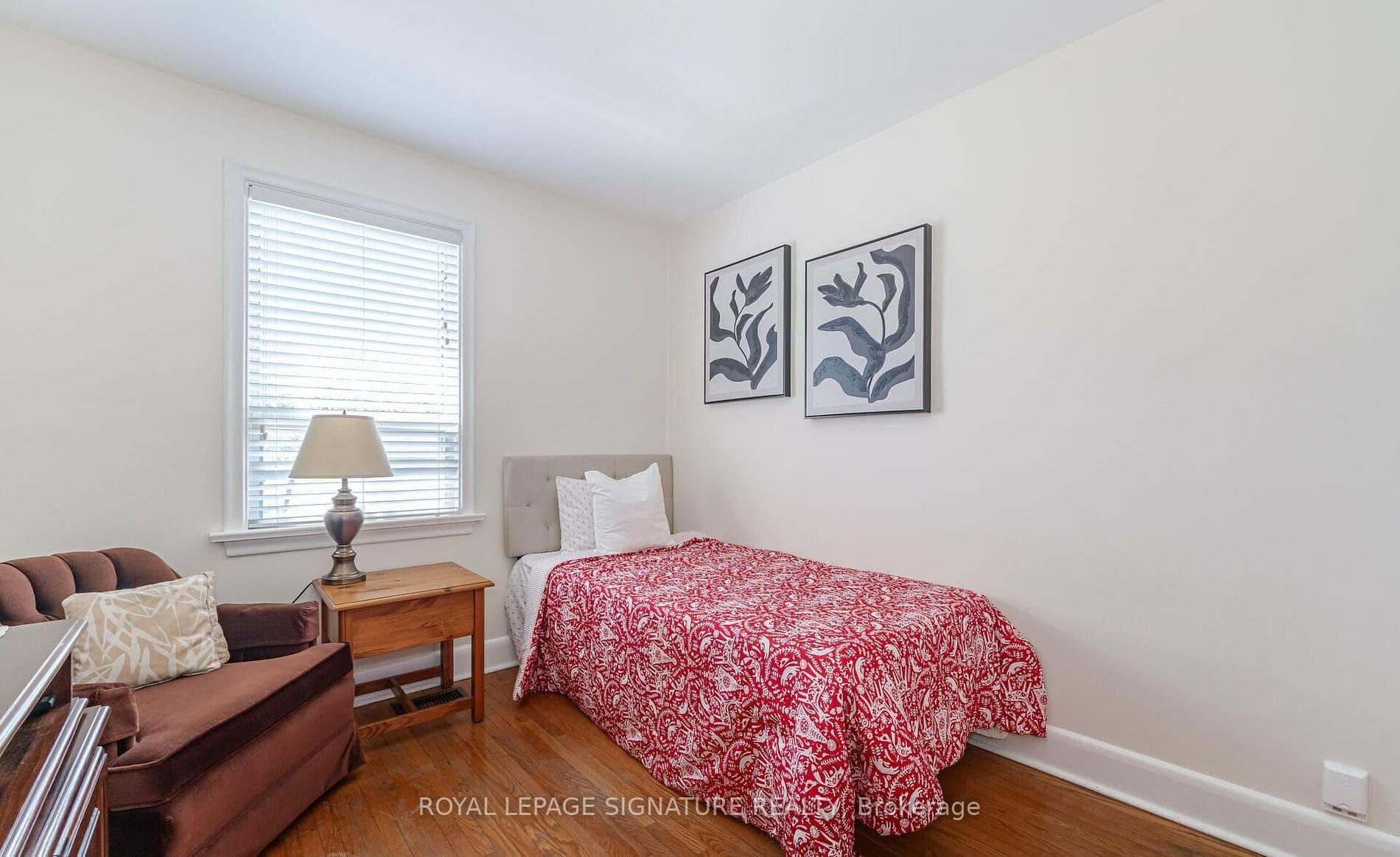 37 Feltham Avenue photo 20