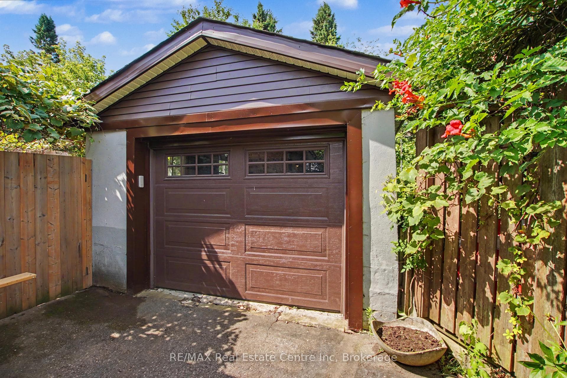 91 Dumbarton Street photo 30