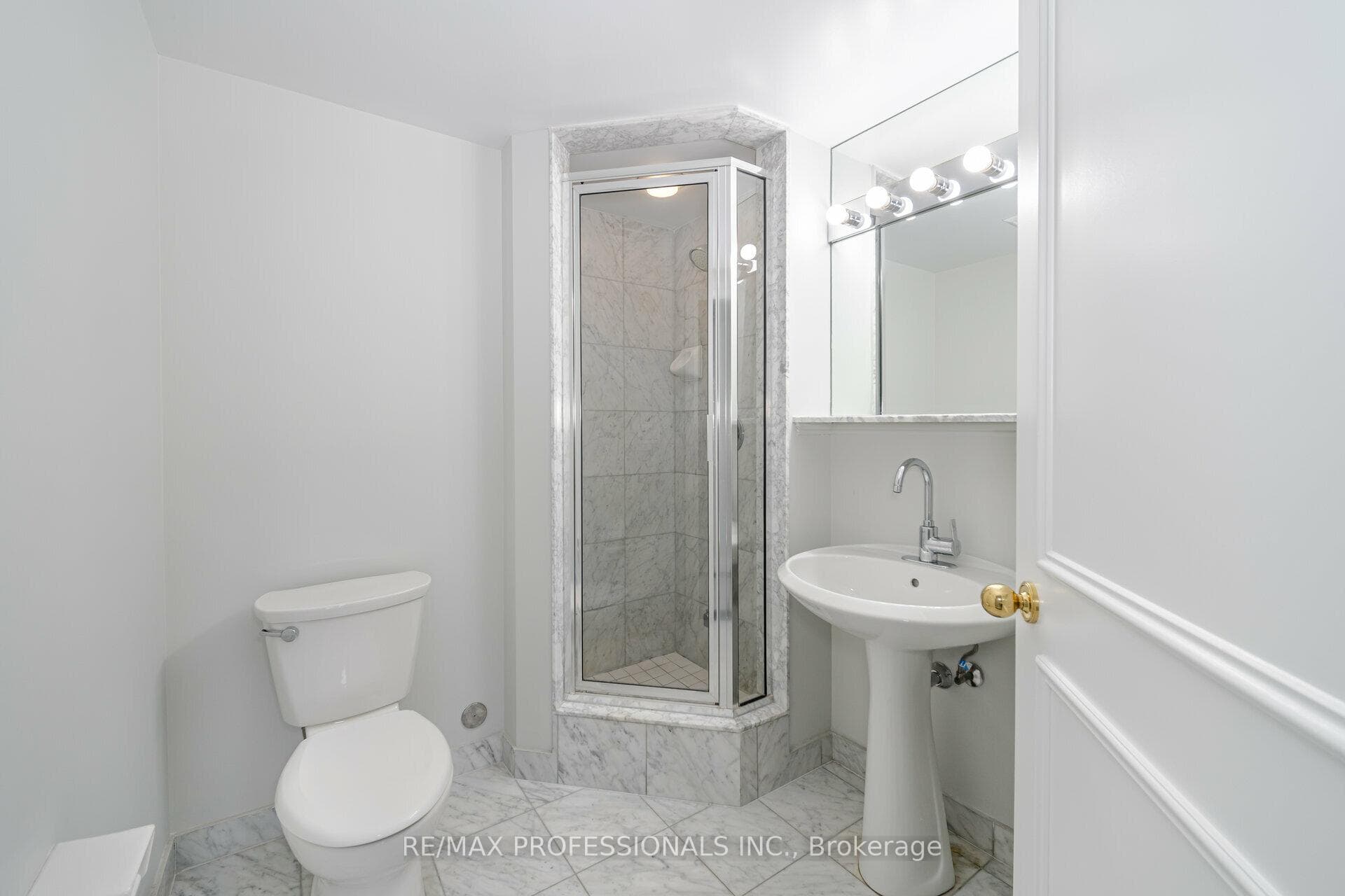 1 Palace Pier Court Unit 1410 photo 19