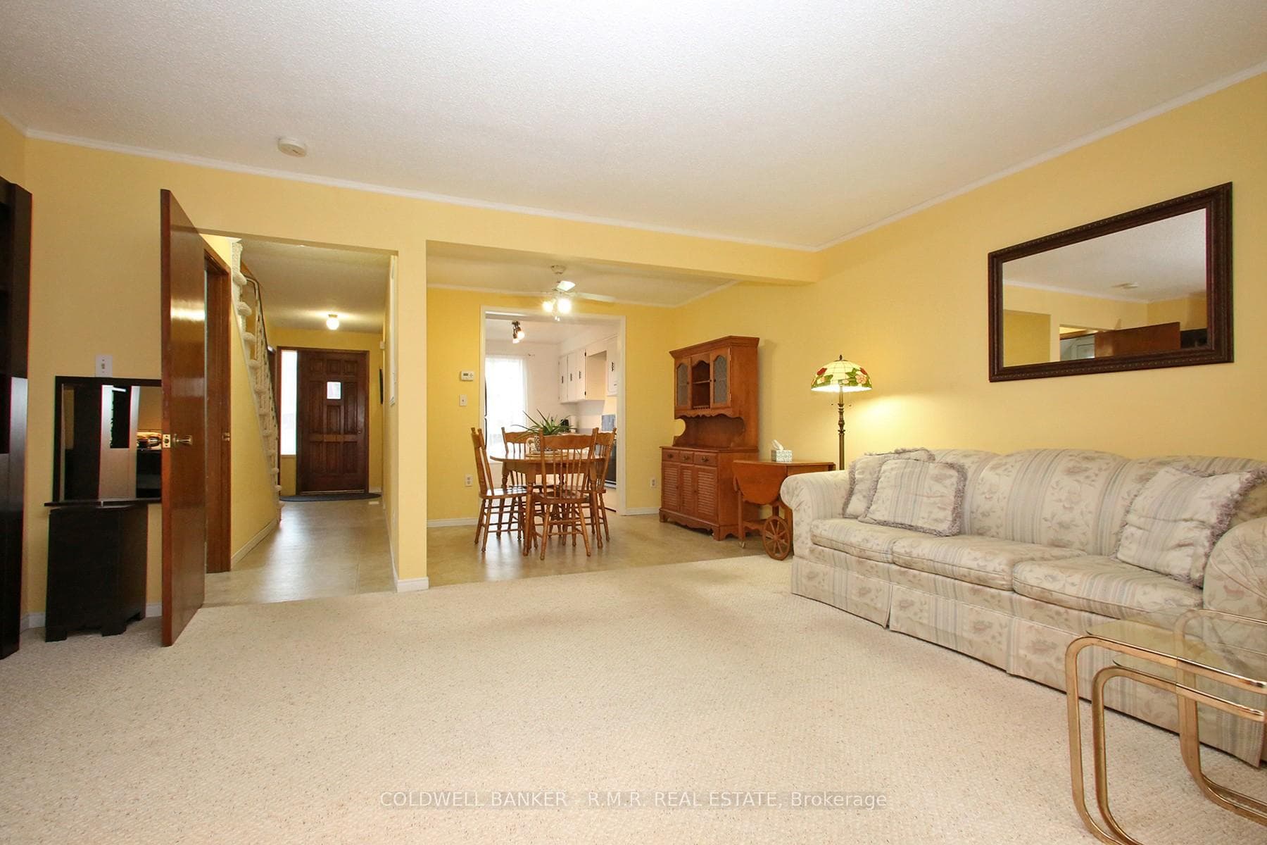 36 Loscombe Drive photo 8