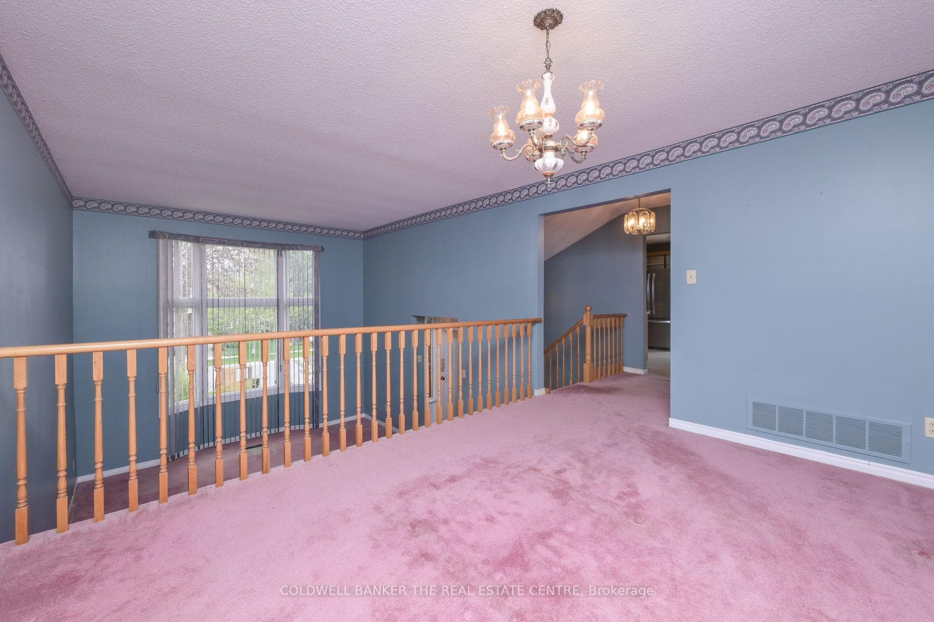 125 Devins Drive photo 12
