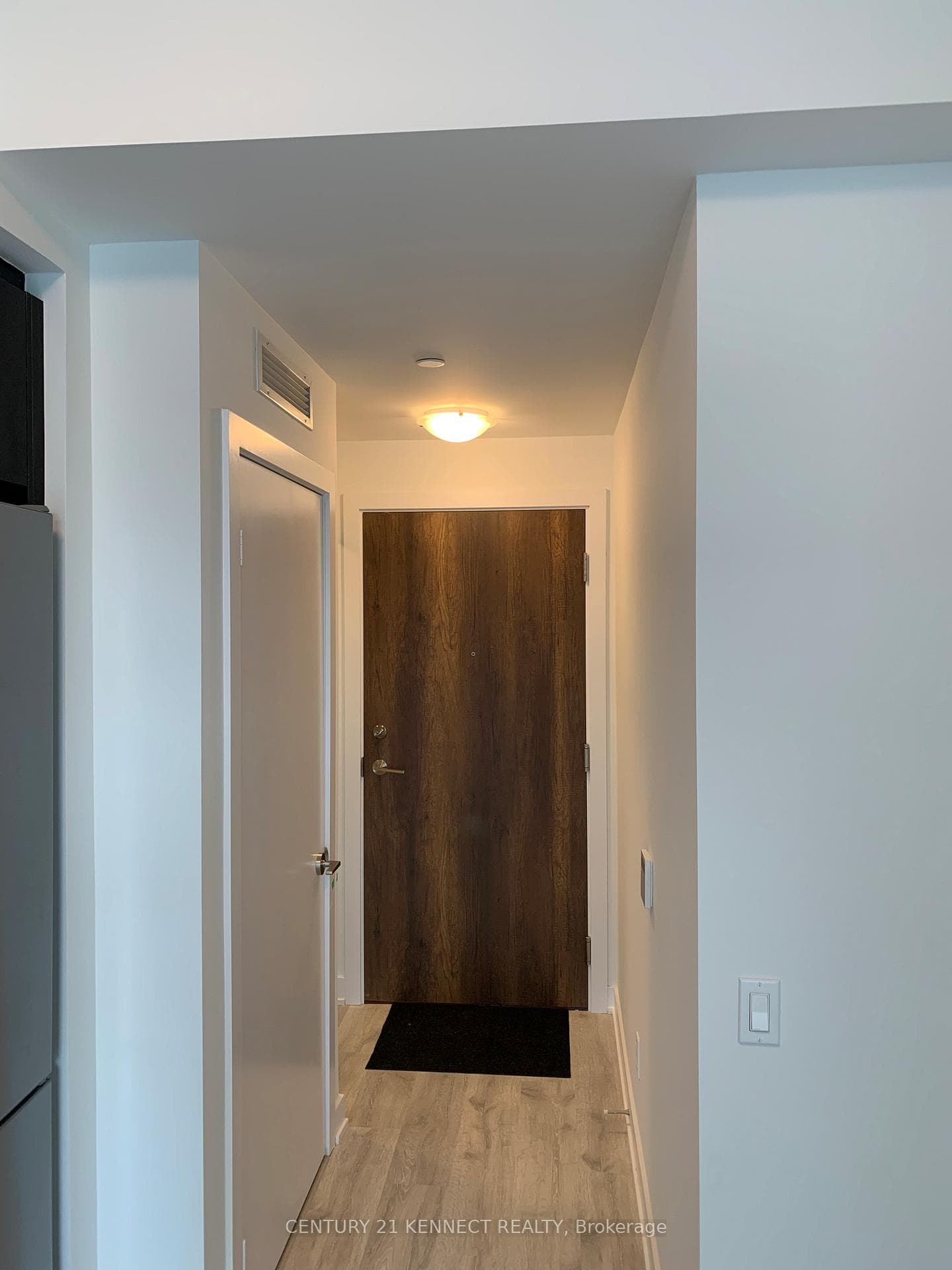 251 Manitoba Street Unit 912 photo 21
