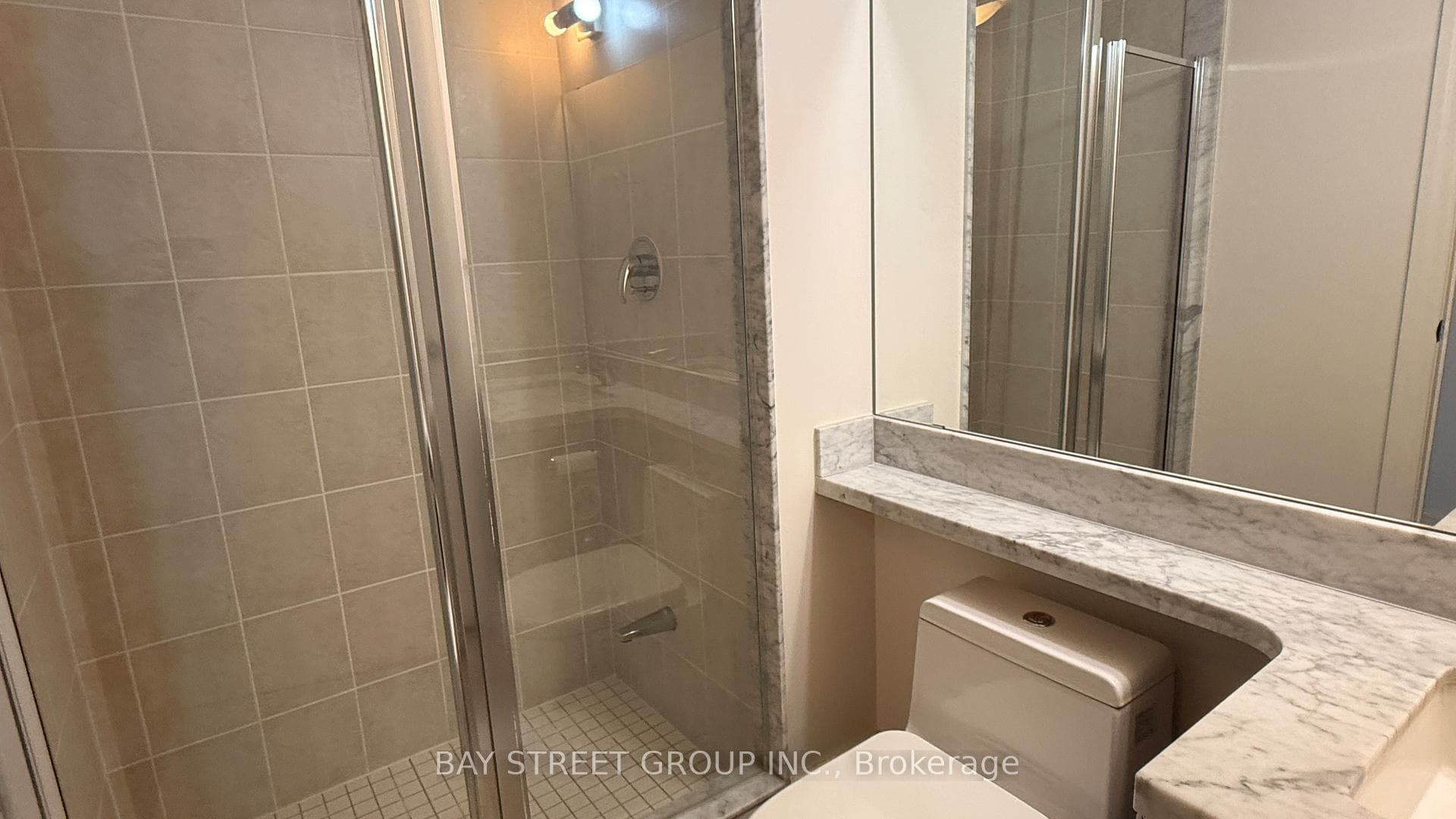 111 Upper Duke Crescent Unit 904 photo 13