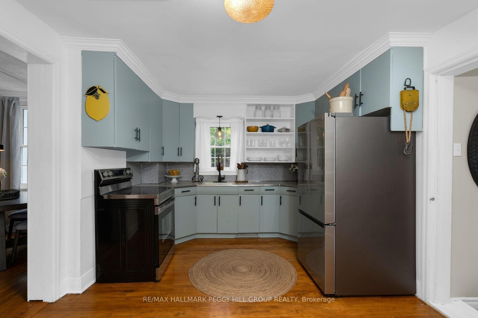 16 William Street photo 5
