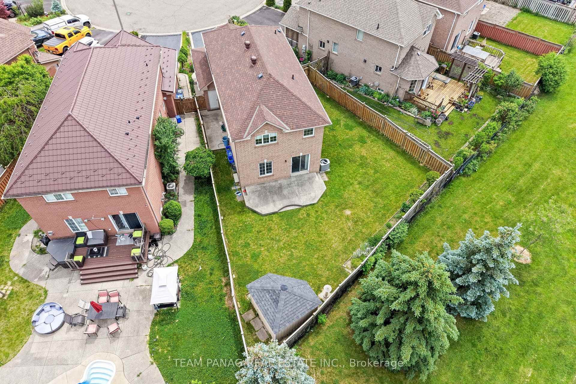 12 Stirrup Court photo 47